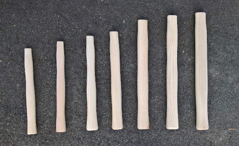 Hammerstiele der Wagnerei Reheis.